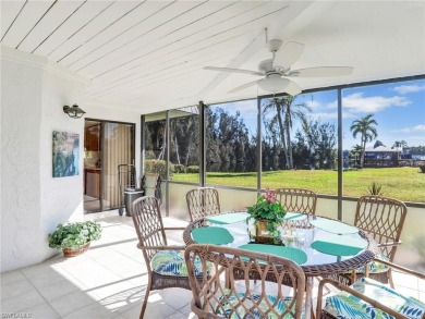 Beach Townhome/Townhouse For Sale in Fort Myers, Florida