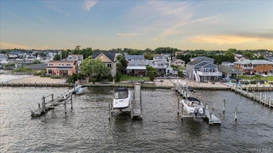 Beach Home For Sale in Lindenhurst, New York