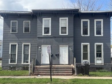 Beach Home For Sale in Erie, Pennsylvania