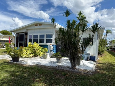 Beach Home For Sale in Bradenton, Florida