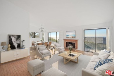 Beach Townhome/Townhouse For Sale in Malibu, California