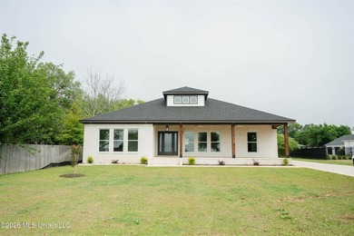 Beach Home For Sale in Gulfport, Mississippi