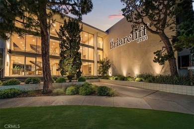 Beach Condo For Sale in Playa Del Rey, California