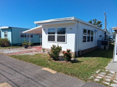 Beach Home For Sale in Ruskin, Florida