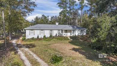 Beach Home For Sale in Fairhope, Alabama