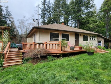 Beach Home For Sale in Langlois, Oregon