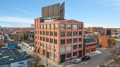 Beach Condo For Sale in Detroit, Michigan