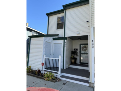 Beach Townhome/Townhouse For Sale in Ventnor, New Jersey