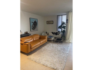 Beach Condo For Sale in Miami, Florida