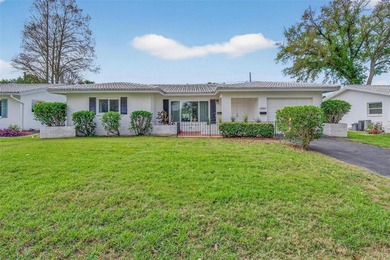 Beach Home Sale Pending in Seminole, Florida