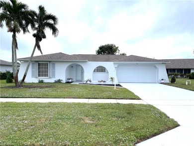 Beach Home For Sale in Naples, Florida