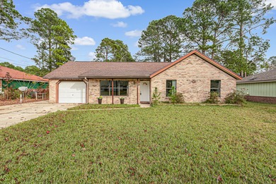 Beach Home For Sale in Fort Walton Beach, Florida