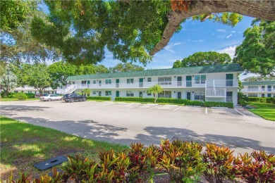 Beach Condo For Sale in Vero Beach, Florida