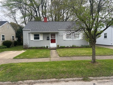 Beach Home Sale Pending in Erie, Pennsylvania