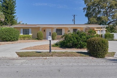 Beach Home For Sale in Sarasota, Florida