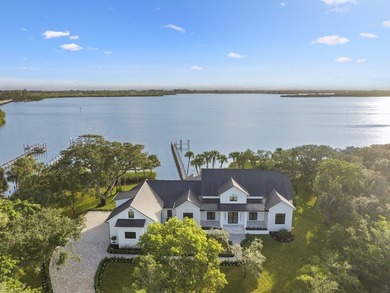 Beach Home For Sale in Vero Beach, Florida