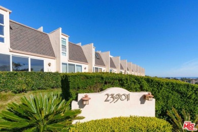 Beach Condo For Sale in Malibu, California