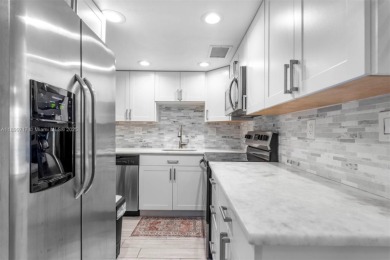 Beach Condo For Sale in Oakland Park, Florida