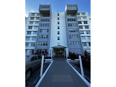 Beach Condo For Sale in Miami, Florida