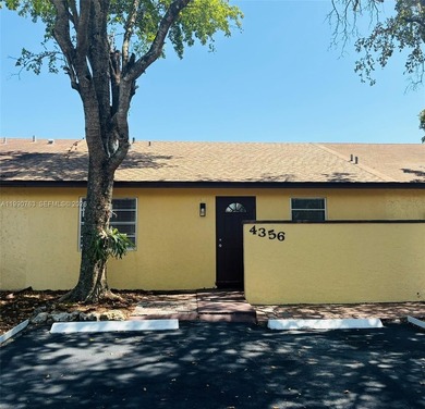 Beach Home For Sale in Deerfield Beach, Florida