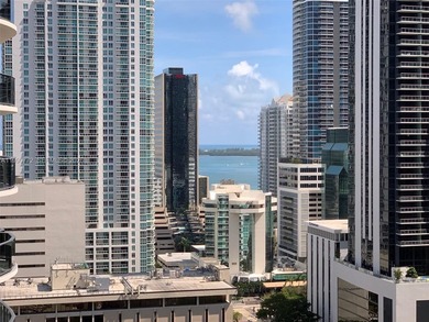 Beach Condo For Sale in Miami, Florida