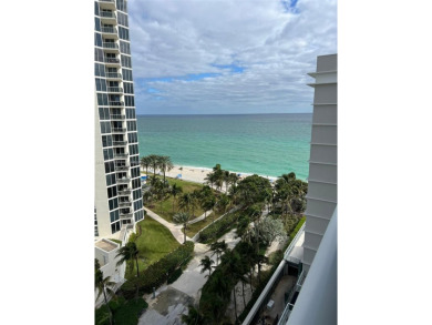 Beach Condo For Sale in Sunny Isles Beach, Florida