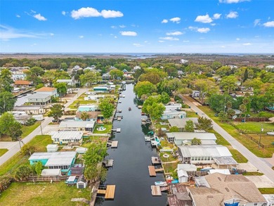 Beach Home Sale Pending in Weeki Wachee, Florida