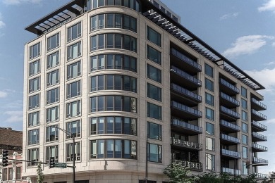 Beach Home For Sale in Chicago, Illinois