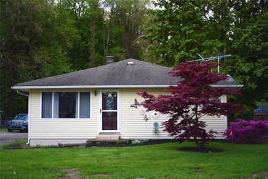 Beach Home For Sale in Fairview, Pennsylvania