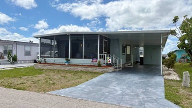 Beach Home For Sale in Venice, Florida