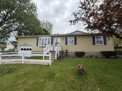 Beach Home For Sale in Erie, Pennsylvania