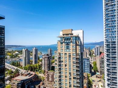 Beach Condo For Sale in Vancouver, BC