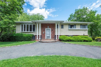 Beach Home Sale Pending in Great Neck, New York