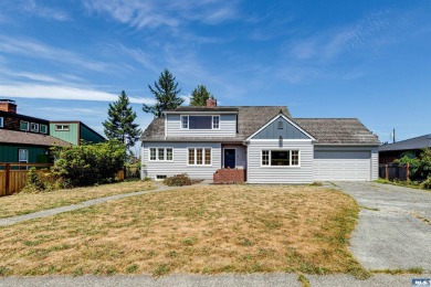 Beach Home For Sale in Port Angeles, Washington