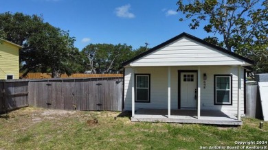 Beach Home For Sale in Aransas Pass, Texas