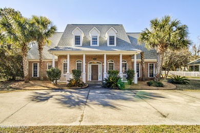 Beach Home For Sale in Carolina Beach, North Carolina