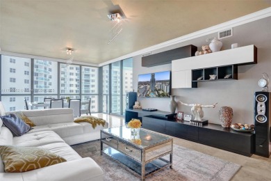Beach Condo For Sale in Hollywood, Florida