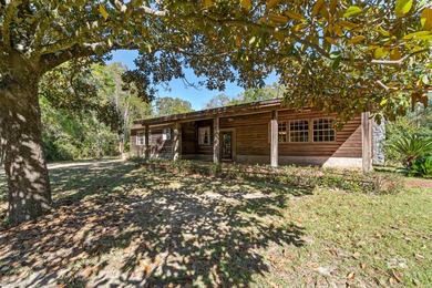 Beach Home For Sale in Lillian, Alabama