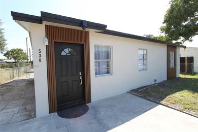 Beach Home For Sale in Boynton Beach, Florida