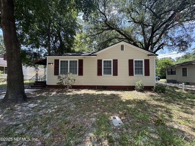 Beach Home Active Under Contract in Jacksonville, Florida