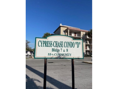 Beach Condo For Sale in Lauderdale Lakes, Florida