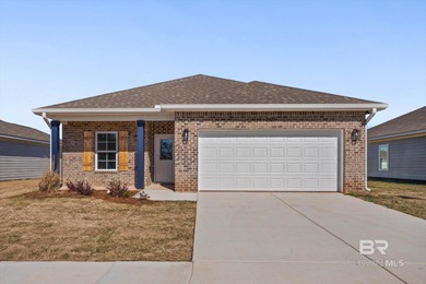 Beach Home For Sale in Robertsdale, Alabama