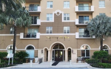 Beach Condo For Sale in West Palm Beach, Florida
