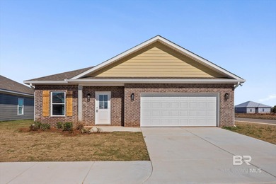 Beach Home For Sale in Robertsdale, Alabama