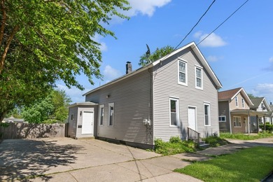 Beach Home For Sale in Erie, Pennsylvania