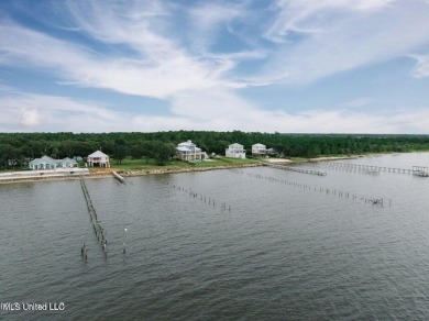 Beach Lot Sale Pending in Ocean Springs, Mississippi