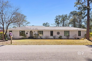 Beach Home For Sale in Mobile, Alabama