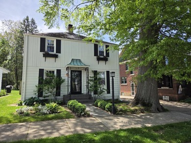 Beach Home Sale Pending in Erie, Pennsylvania