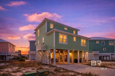 Beach Home For Sale in Gulf Shores, Alabama
