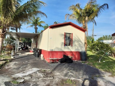Beach Home For Sale in Lake Worth, Florida